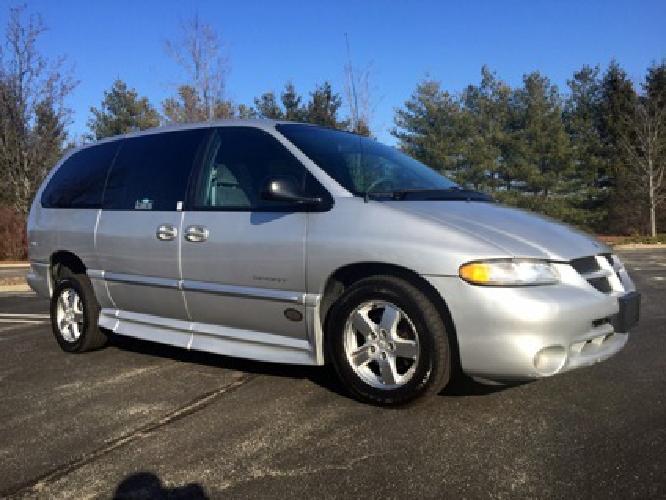 2000 dodge caravan wheelchair handicap van for sale in old bethpage, ny