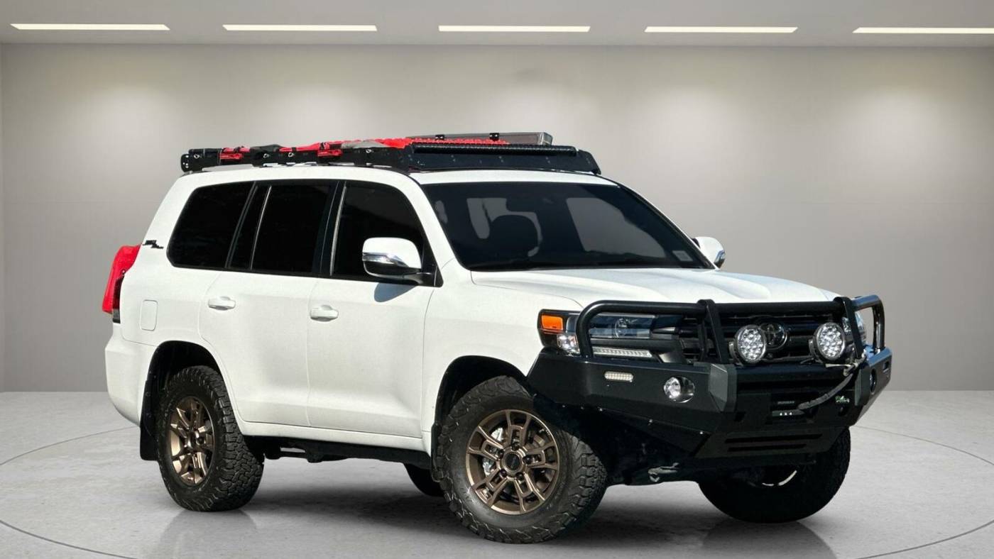 2021 toyota land cruiser