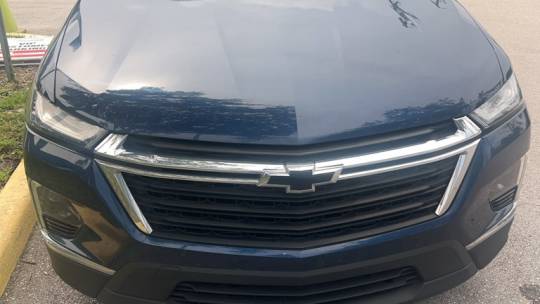 2022 chevrolet traverse ls