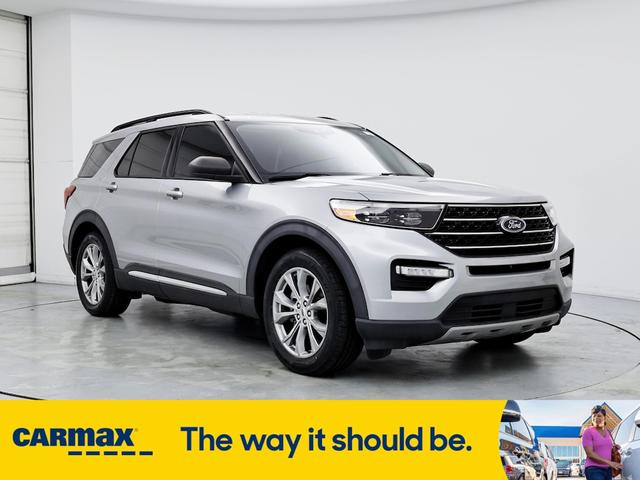 2021 ford explorer xlt