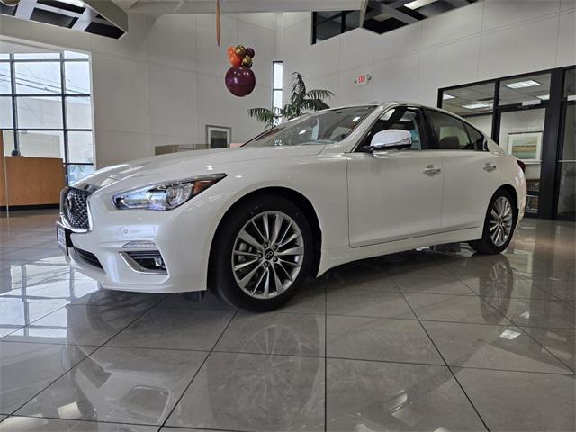 2024 infiniti q50 luxe