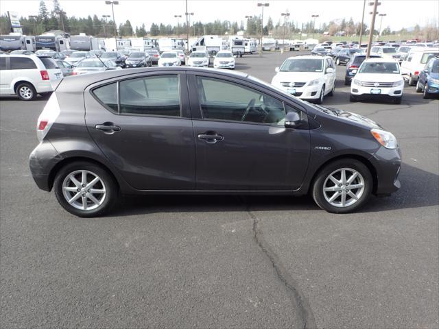 2012 toyota prius c four