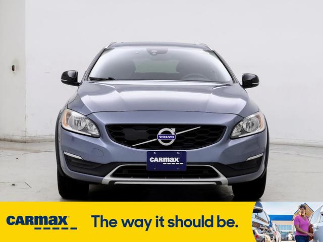 2017 volvo v60 cross country t5