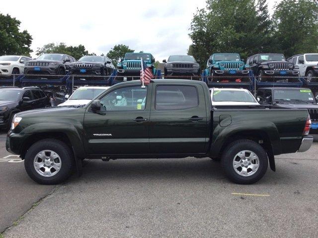 used 2013 toyota tacoma 4x4 double cab norwalk, ct 06851 for sale in norwalk, connecticut