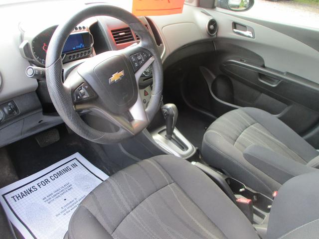 2013 chevrolet sonic lt
