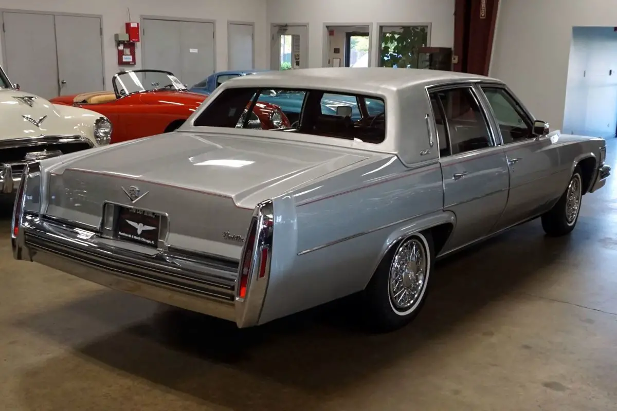 1978 cadillac sedan de ville, silver with 61186 miles available now!