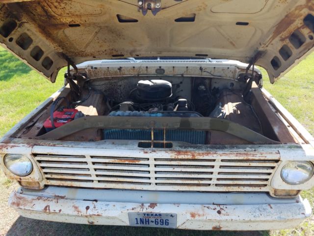 1967 f250 with 352 v8 factory 4 speed on the floor, and 3.73 posi