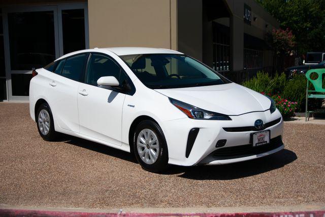 2020 toyota prius le