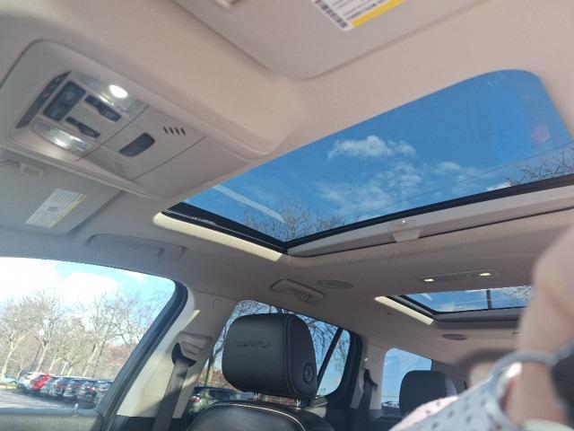 2022 gmc acadia denali