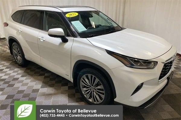2022 toyota highlander in schaumburg, illinois