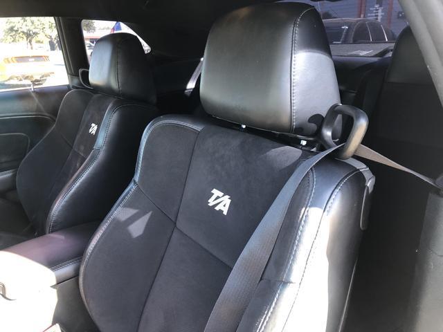 2017 dodge challenger r/t 392