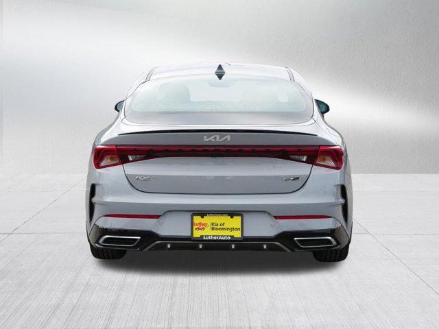 2022 kia k5 gt-line