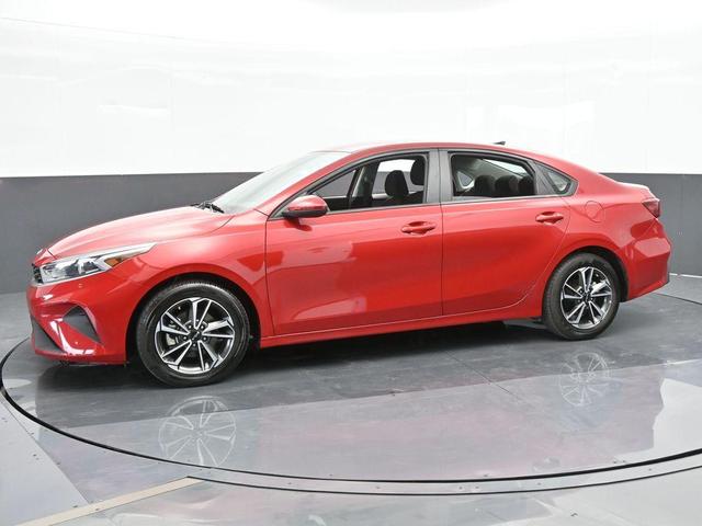 2022 kia forte lxs