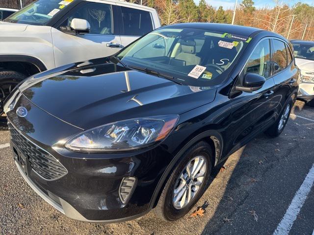 2021 ford escape se