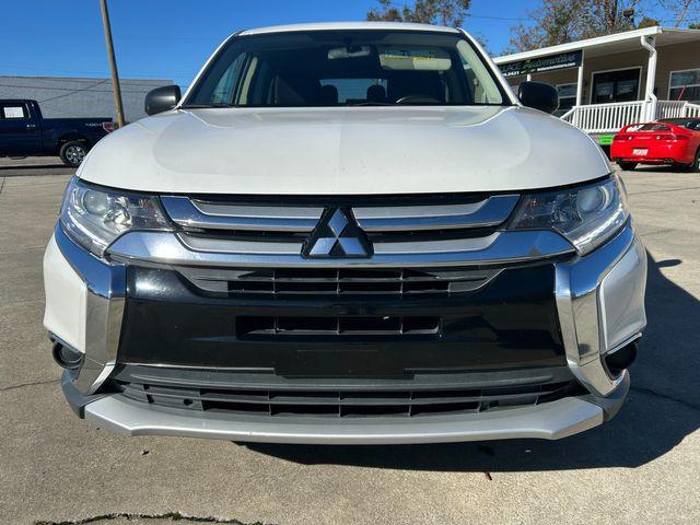 2017 mitsubishi outlander es