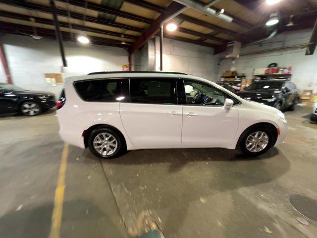 2022 chrysler pacifica touring l