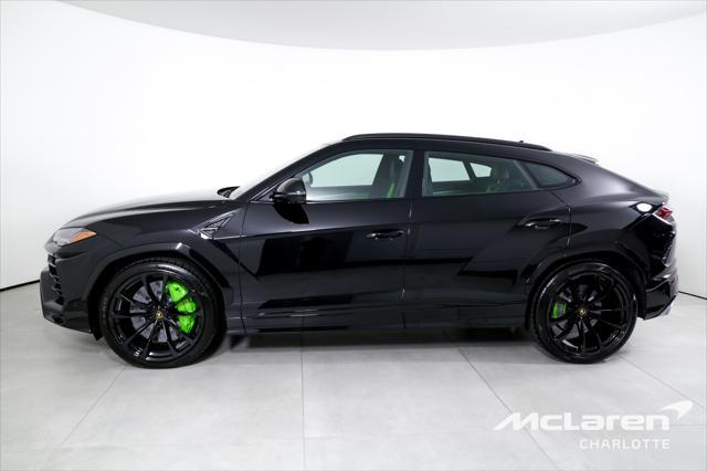 2022 lamborghini urus