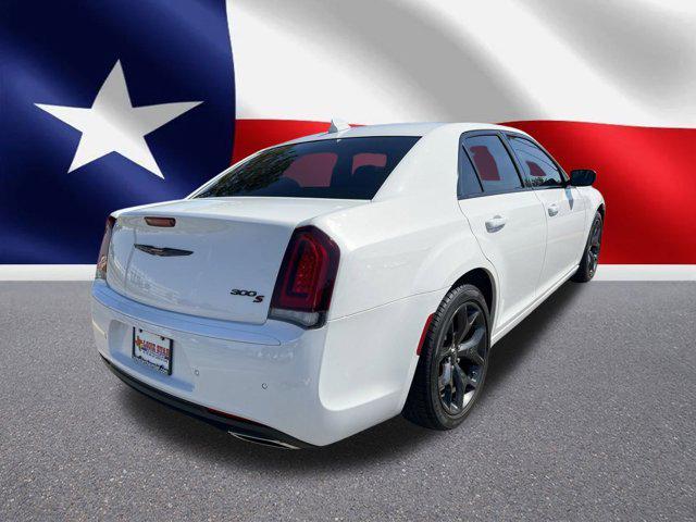 2023 chrysler 300 s