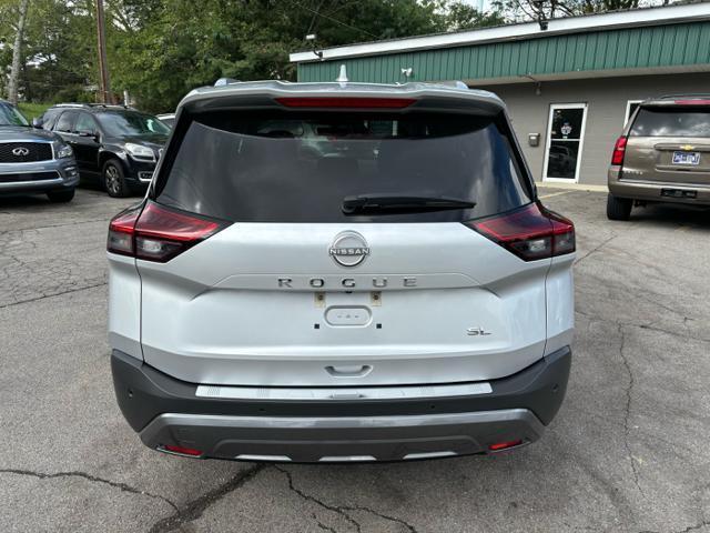 2022 nissan rogue sl