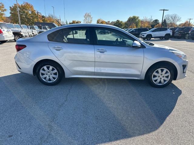 2022 kia rio s