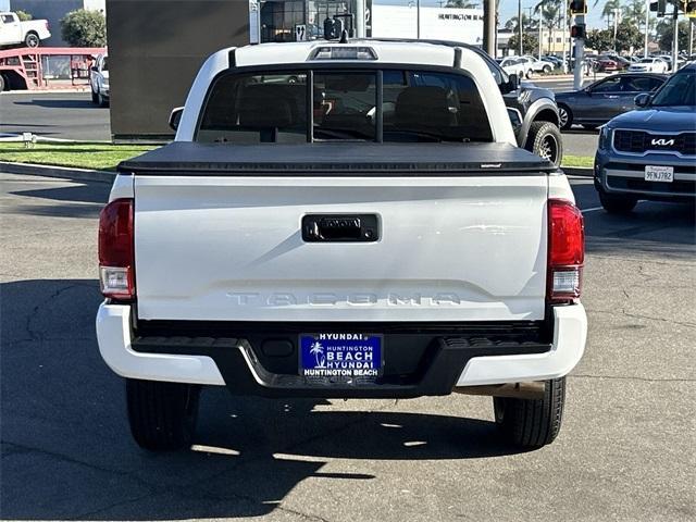 2022 toyota tacoma sr
