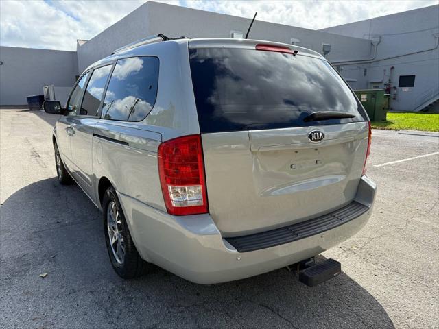 2014 kia sedona lx