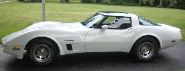 1982 corvette red leather t-tops all original #'s match low miles! rare!