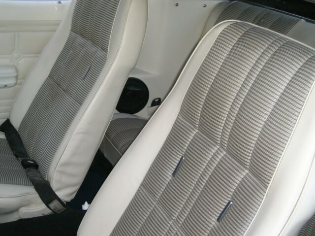 beautiful 1973 grabber blue mustang convertible! head turner! built motor! nice!