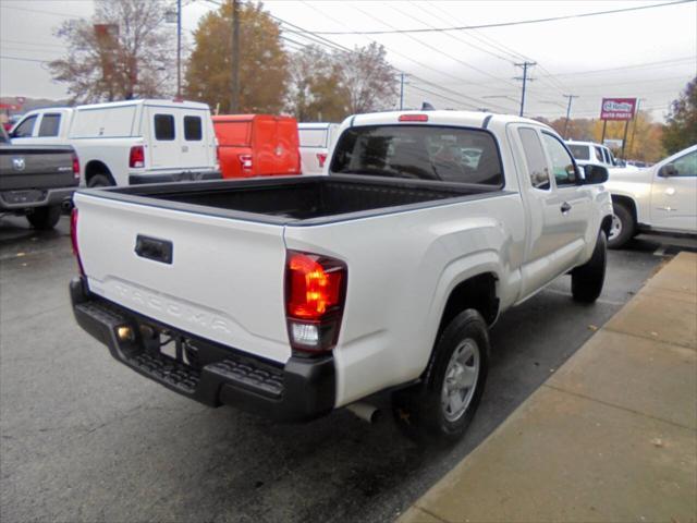 2023 toyota tacoma sr