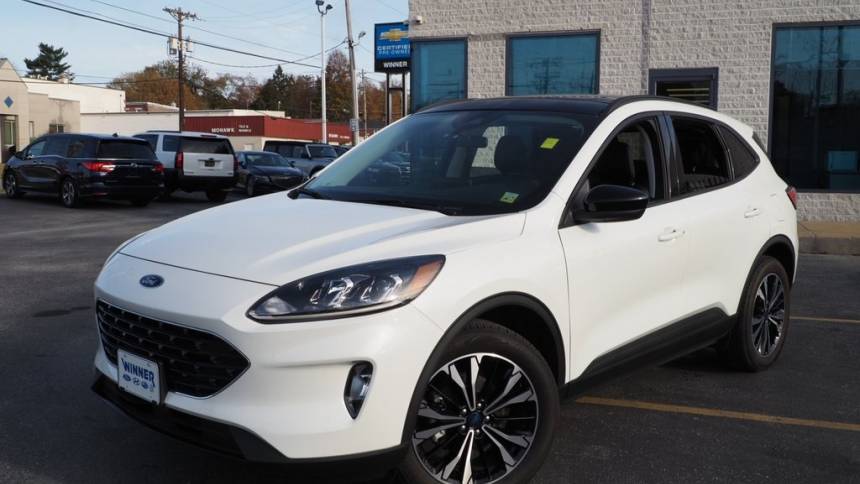 2022 ford escape sel