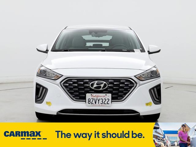 2022 hyundai ioniq plug-in hybrid se