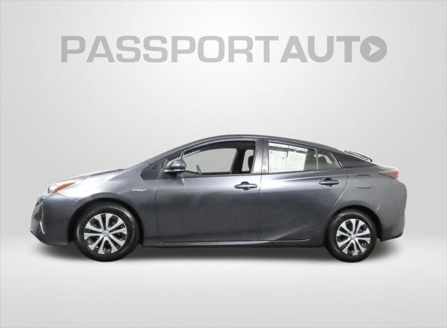 2017 toyota prius two