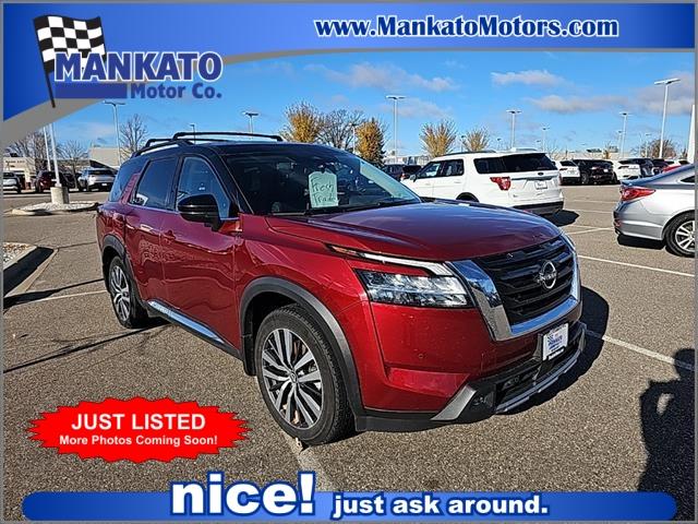 2022 nissan pathfinder platinum