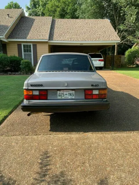 1991 240 volvo automobile