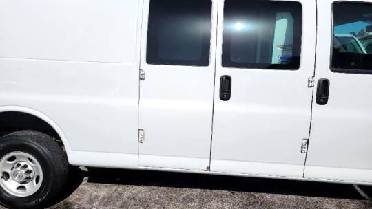 2017 chevrolet express 2500