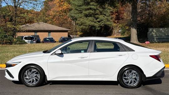 2024 Hyundai Elantra