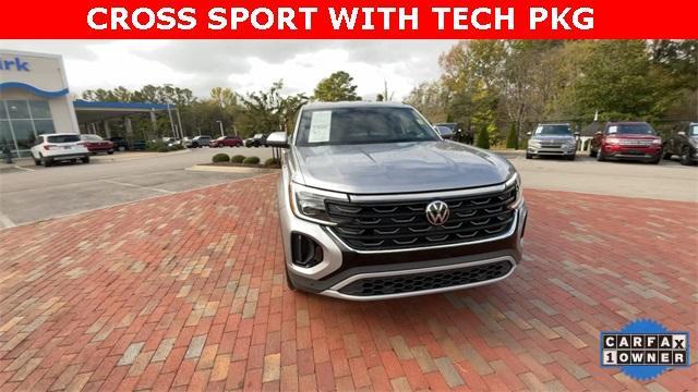 2024 volkswagen atlas cross sport 2.0t se w/technology