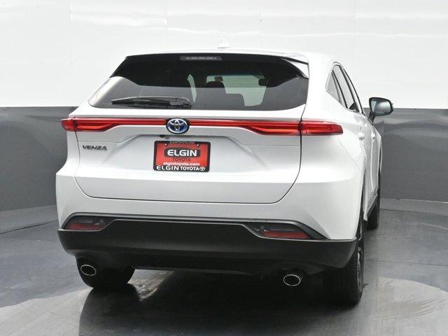 2023 toyota venza le