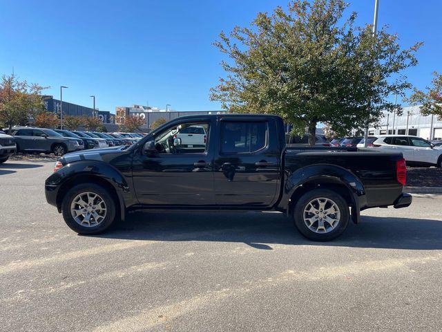 2021 nissan frontier sv