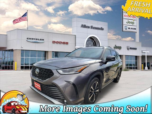 2021 toyota highlander xse