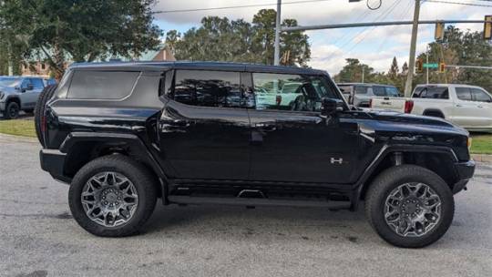 2025 GMC Hummer EV