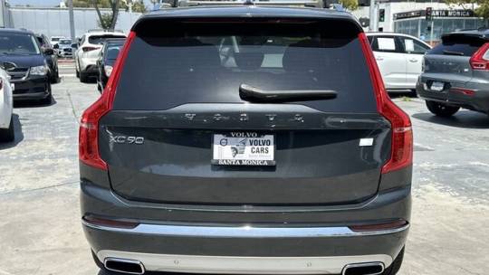 2021 Volvo XC90