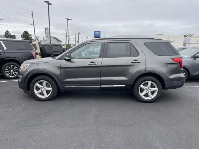 2017 ford explorer xlt