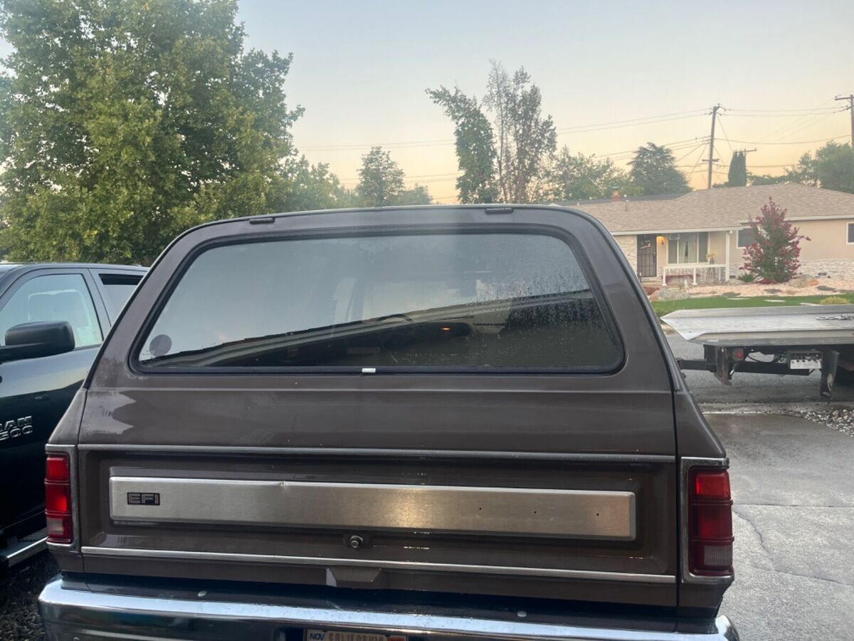 1989+dodge+ram+charger,+le