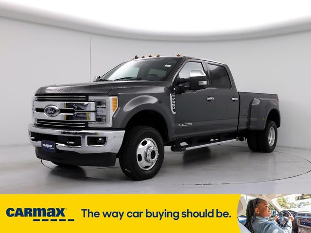 2019 ford f-350 lariat