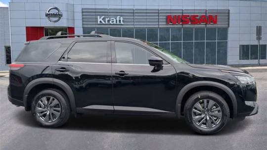 new 2024 nissan pathfinder sv fwd