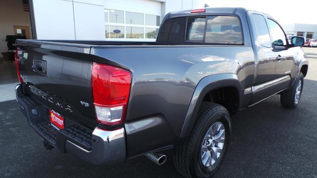 2017 toyota tacoma trd sport 4x4 trd sport 4dr access cab 6.1 ft sb 6a for sale in atlantic city, wyoming