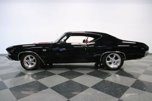 bbc v8 700r4 auto classic vintage collector chevy black red restored custom rest