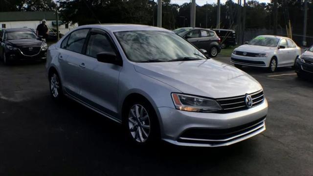 2015 volkswagen jetta 2.0l s