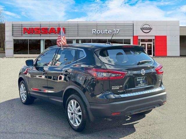 2021 nissan rogue sport s
